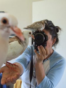 Elizabeth with dove Lily & King pigeon Neo